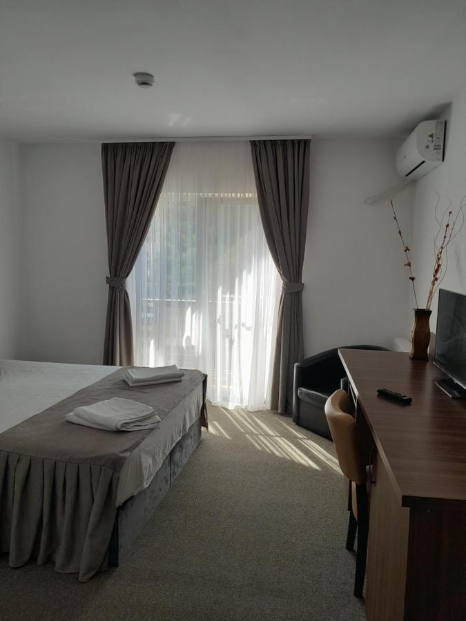 Hotel Pensiunea Floare De Colt Băile Herculane Exteriér fotografie